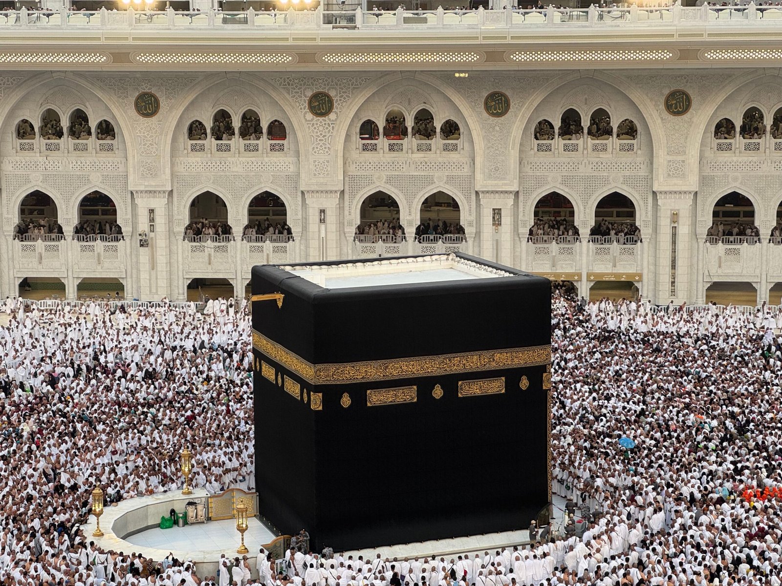 Super Deluxe Umrah Package