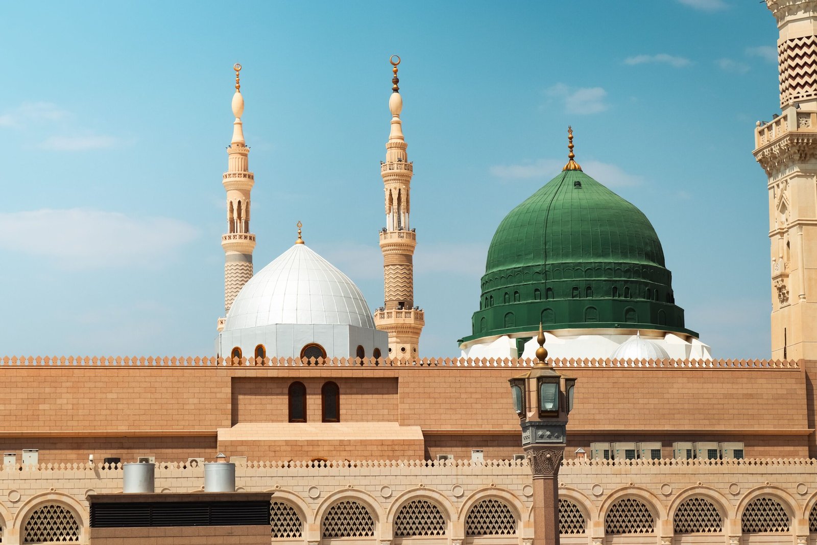 Madinah — Aayat Travel
