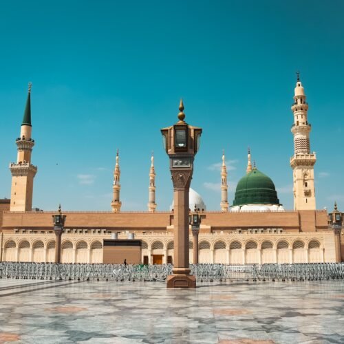 Super Deluxe Umrah Package